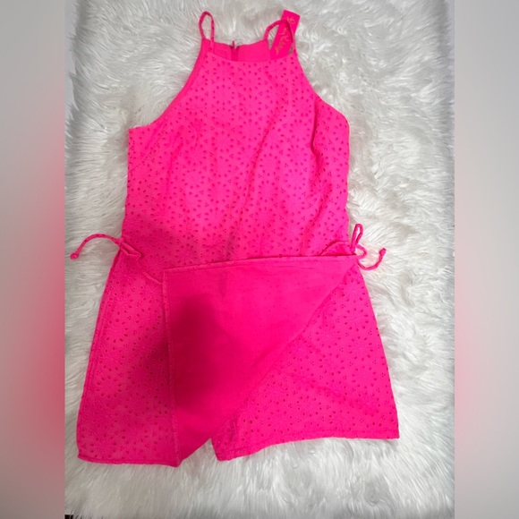 Skort . Lilly Pulitzer . Bright Pink - Picture 9 of 10